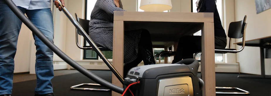 Bedrijfsschoonmaak Philips dienstverlening